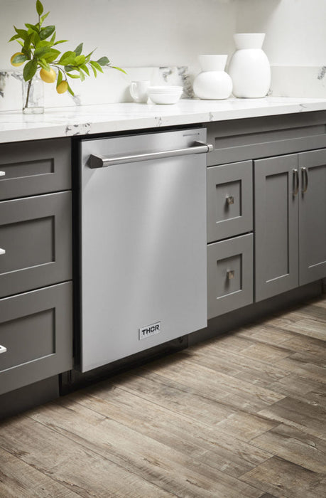 Thor Kitchen 24 Inch Built-in Dishwasher in Stainless Steel